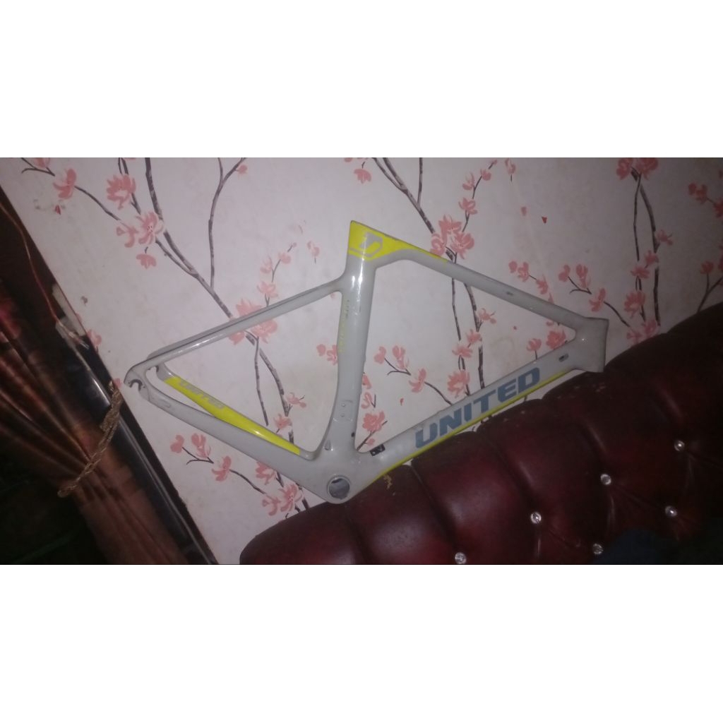 frame only united stygma size 50(m)