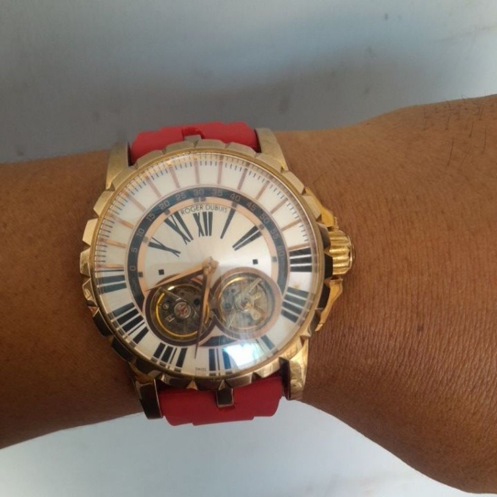 jam tangan R dubois