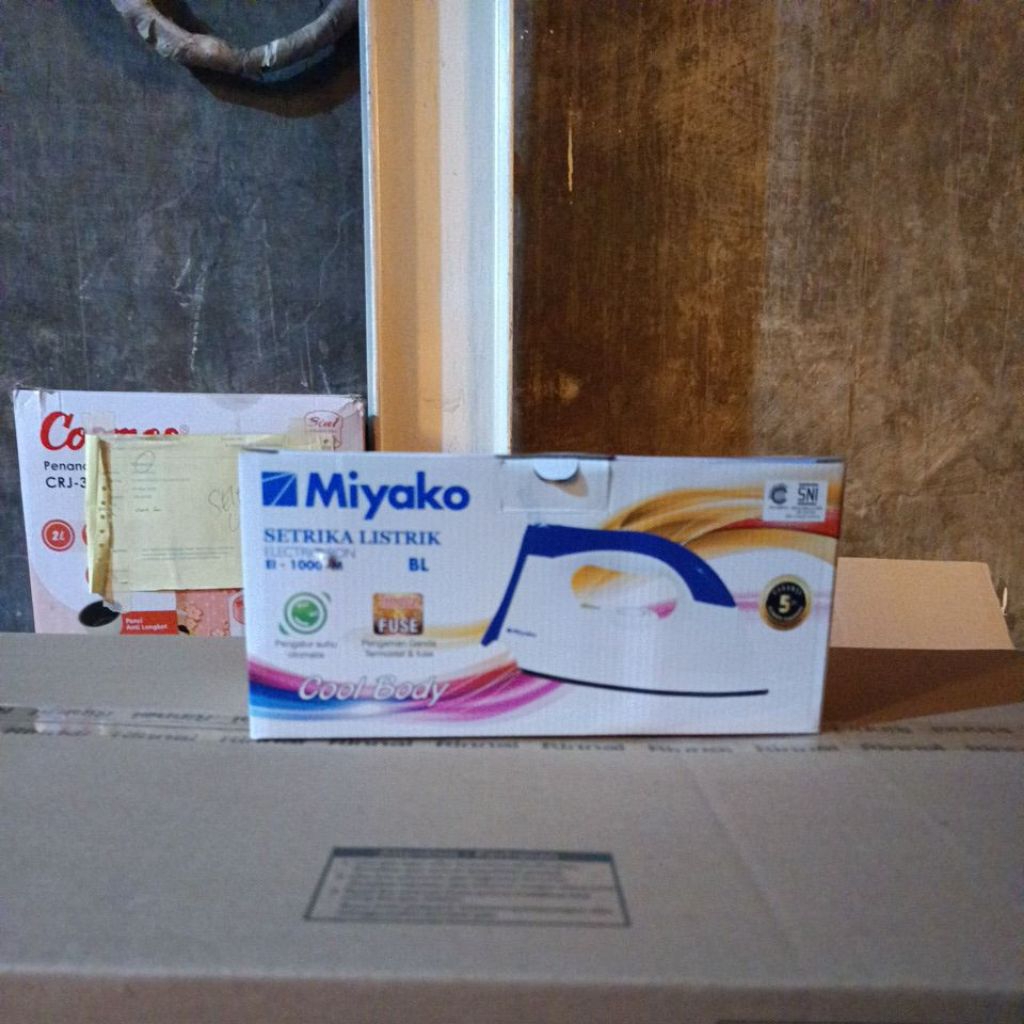 setrika miyako setrika listrik