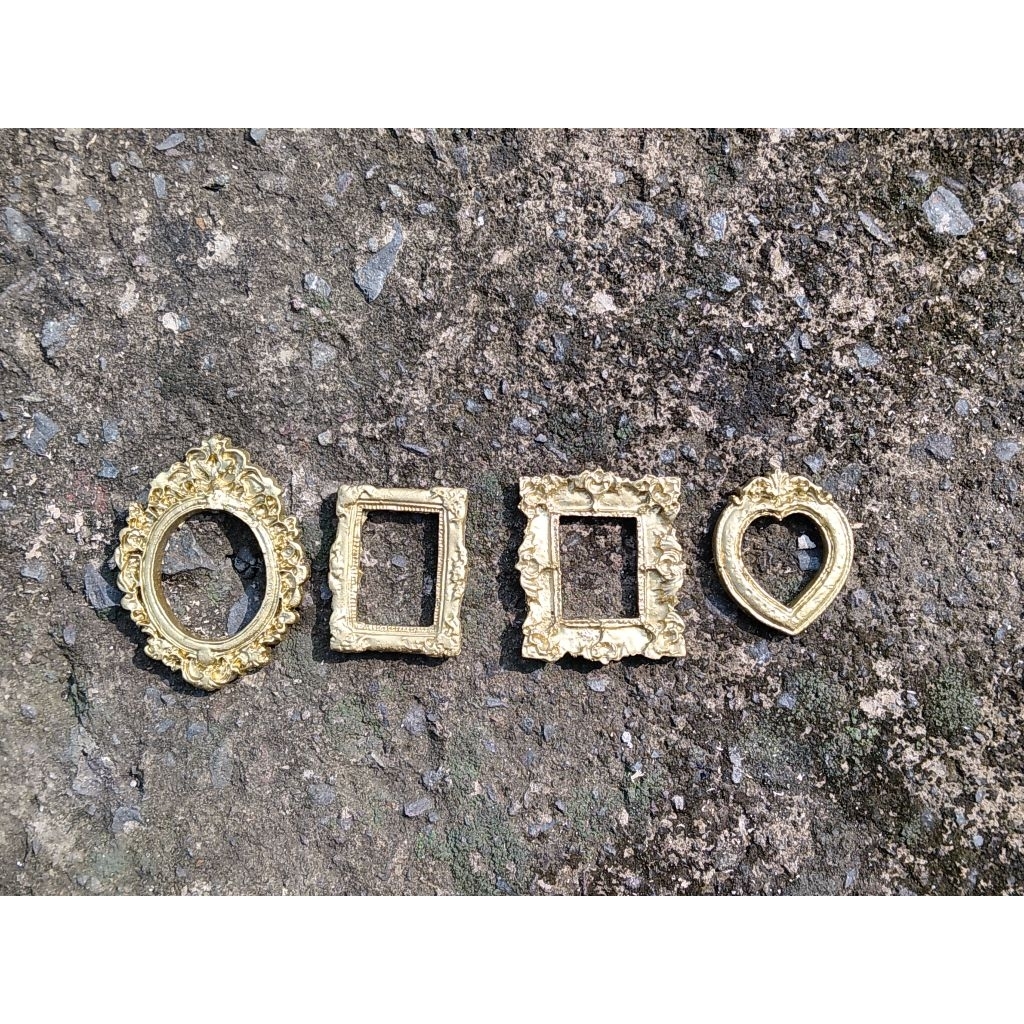 mini frame vintage handame aesthetic  vintage dekorasi mini frame mini gold museum