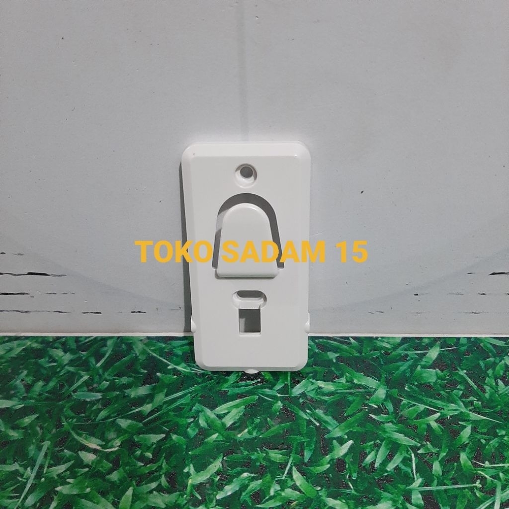 TEMPAT REMOT AC DAIKIN HOLDER REMOT AC DAIKIN