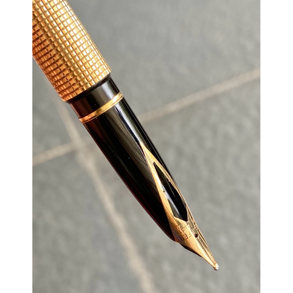 Sheaffer Targa 1011 Fountain Pen Vintage 14K Gold Nib Fine Original USA