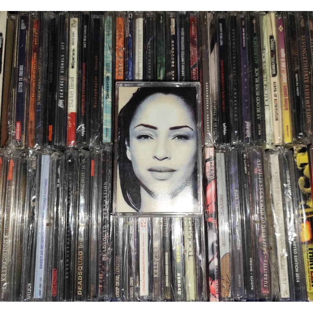 Kaset Pita Sade - The Best Of Sade (Compilation)