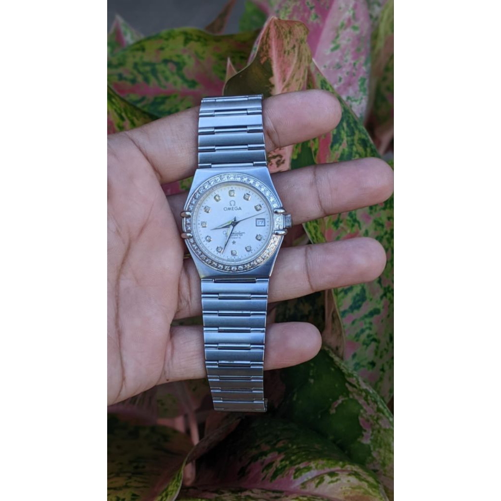 jam tangan omega