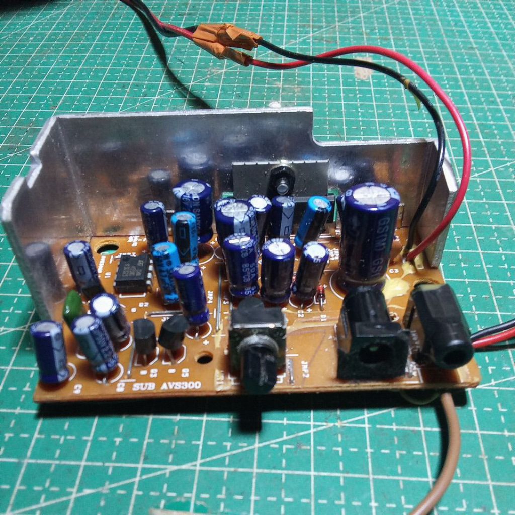 Power Ampli Subwoofer Altec Lansing AVS300
