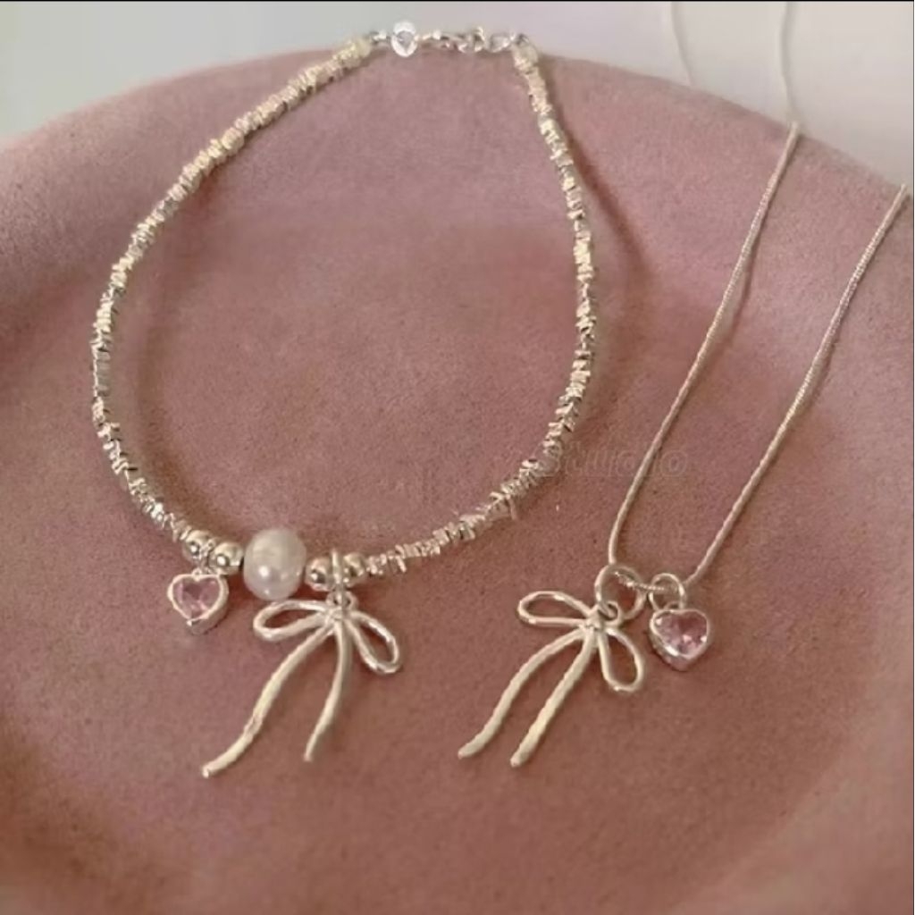 Bracelet - Gelang Tangan Perak Wanita Liontin Pita & Permata Ungu Elegant