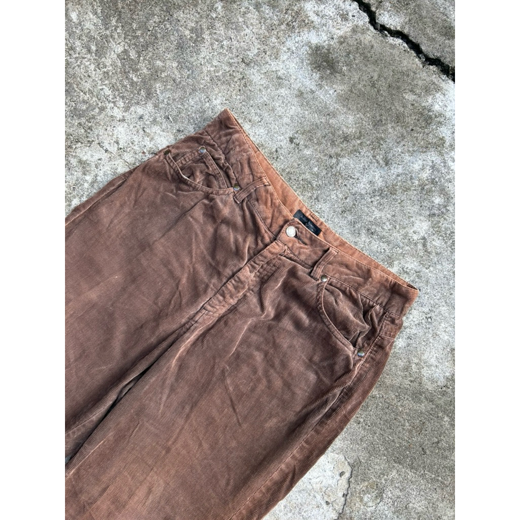 CORDUROY BROWN