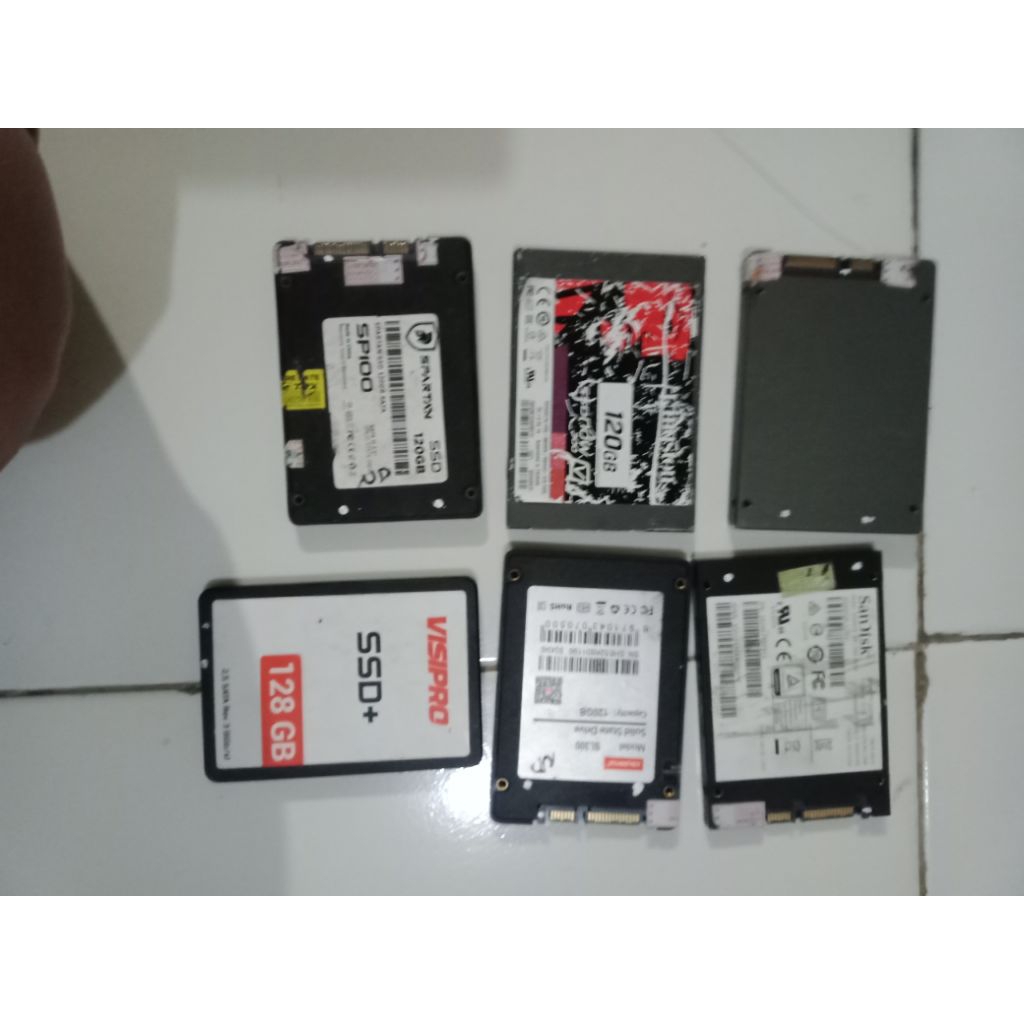 6 buah SSD RUSAK 120GB/128 GB