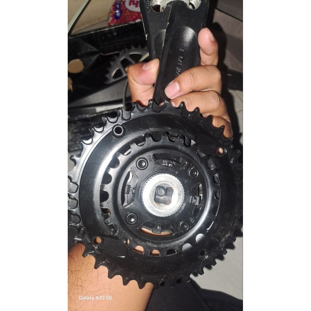 Crank Prowheel 2speed tanpa Bb