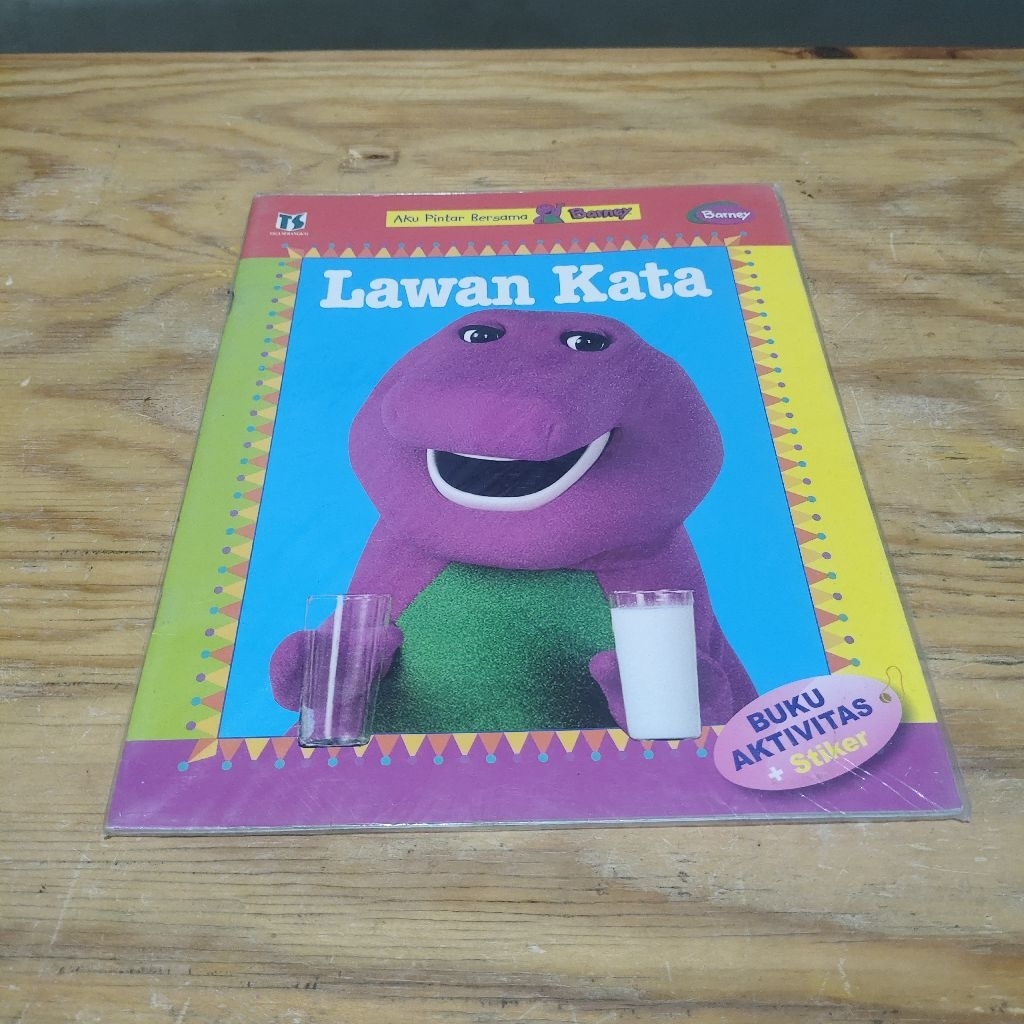 Buku Aku Pintar Bersama Barney Lawan Kata