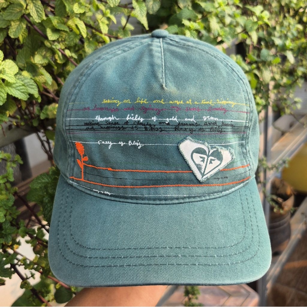 Topi Roxy Preloved