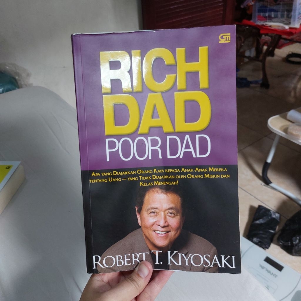 Preloved Buku Rich Dad Poor Dad