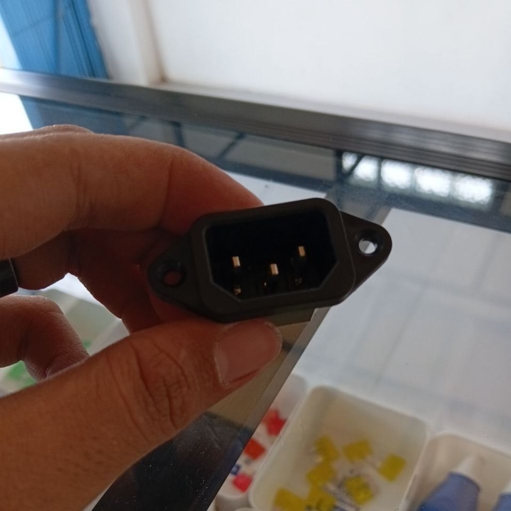 Soket AC 3 Pin - Soket AC komputer - Soket AC Power - AC IN - Soket Listrik Komputer Amplifier