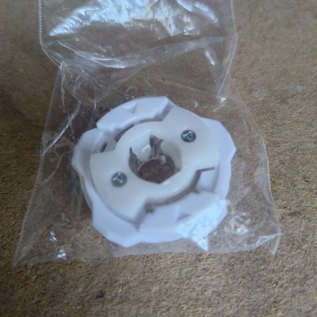 RATCHET 5-60 BEYBLADE X ORI TAKARA TOMY