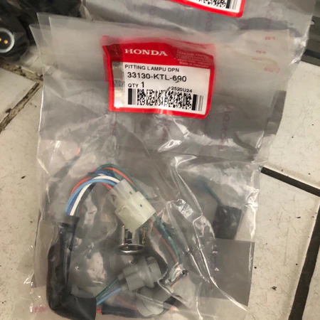 33130KTL690 Soket Lampu Depan Honda Revo original ahm 33130-KTL-690