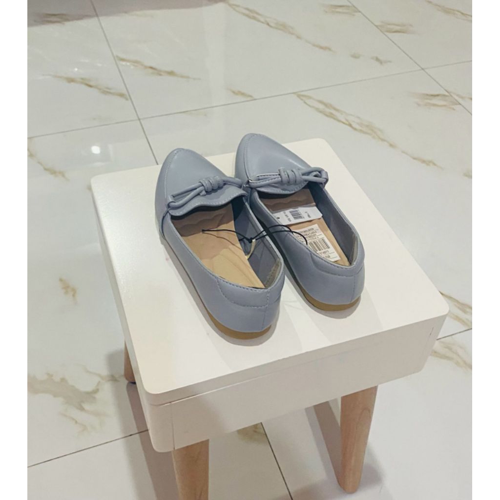 Sepatu Wanita Flat Payless