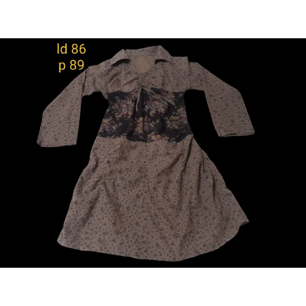 dress bunga coklat