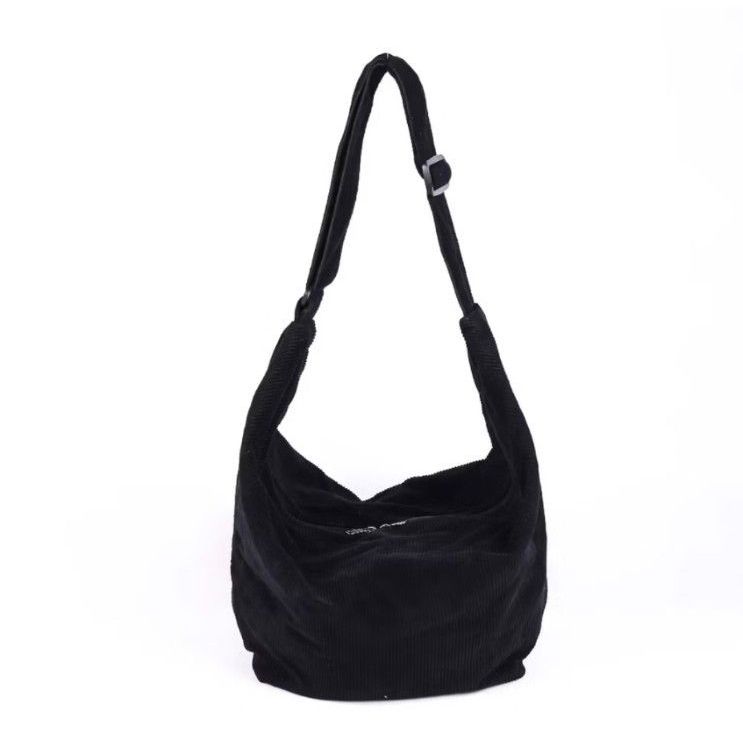The Course Corduroy Cudoroy Sling Bag Shoulder Bag Dailly Bag hitam preloved tas santai besar