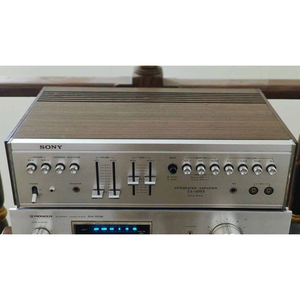 Amplifier Sony TA 1055