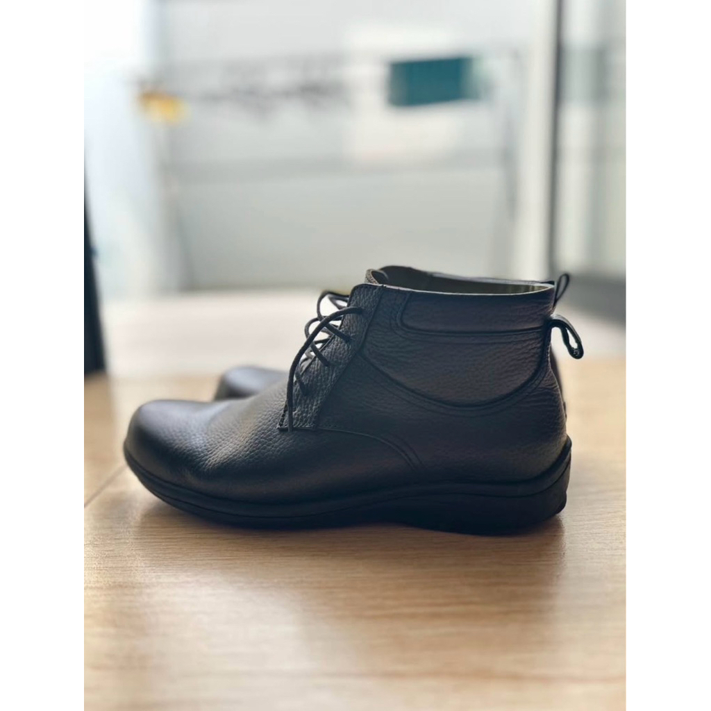 Sepatu Buccheri