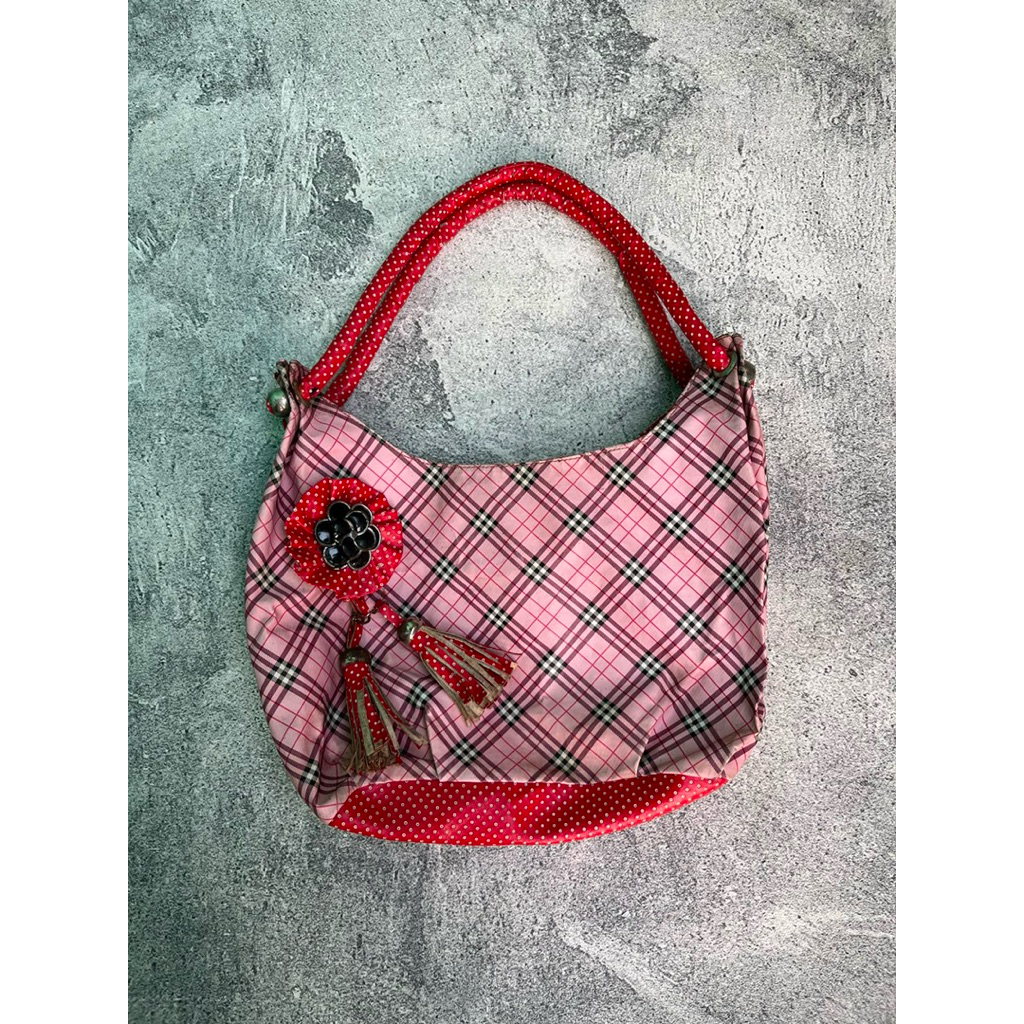 VINTAGE Y2K SHOULDER  LOOK A LIKE GUESS BAGS