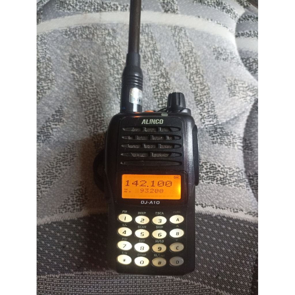 HT Alinco DJ A10