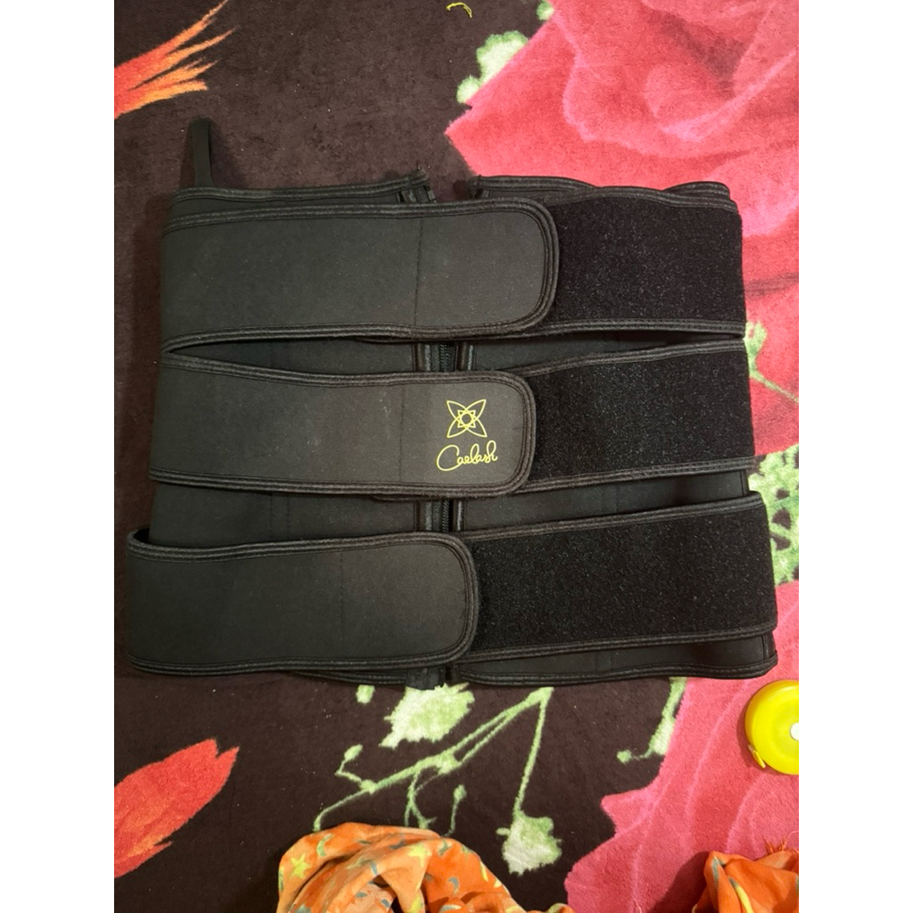 KORSET CAELASH PRELOVED LIKE NEW/STAGEN/KORSET PERUT/KORSET MELAHIRKAN/STAGEN PERUT