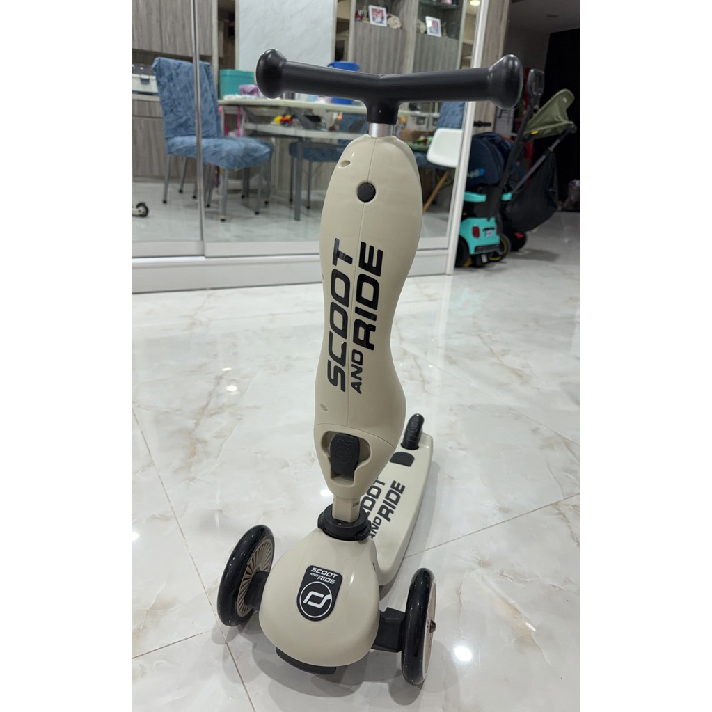 PRELOVED Scoot and Ride Scooter Skuter HighwayKick 1