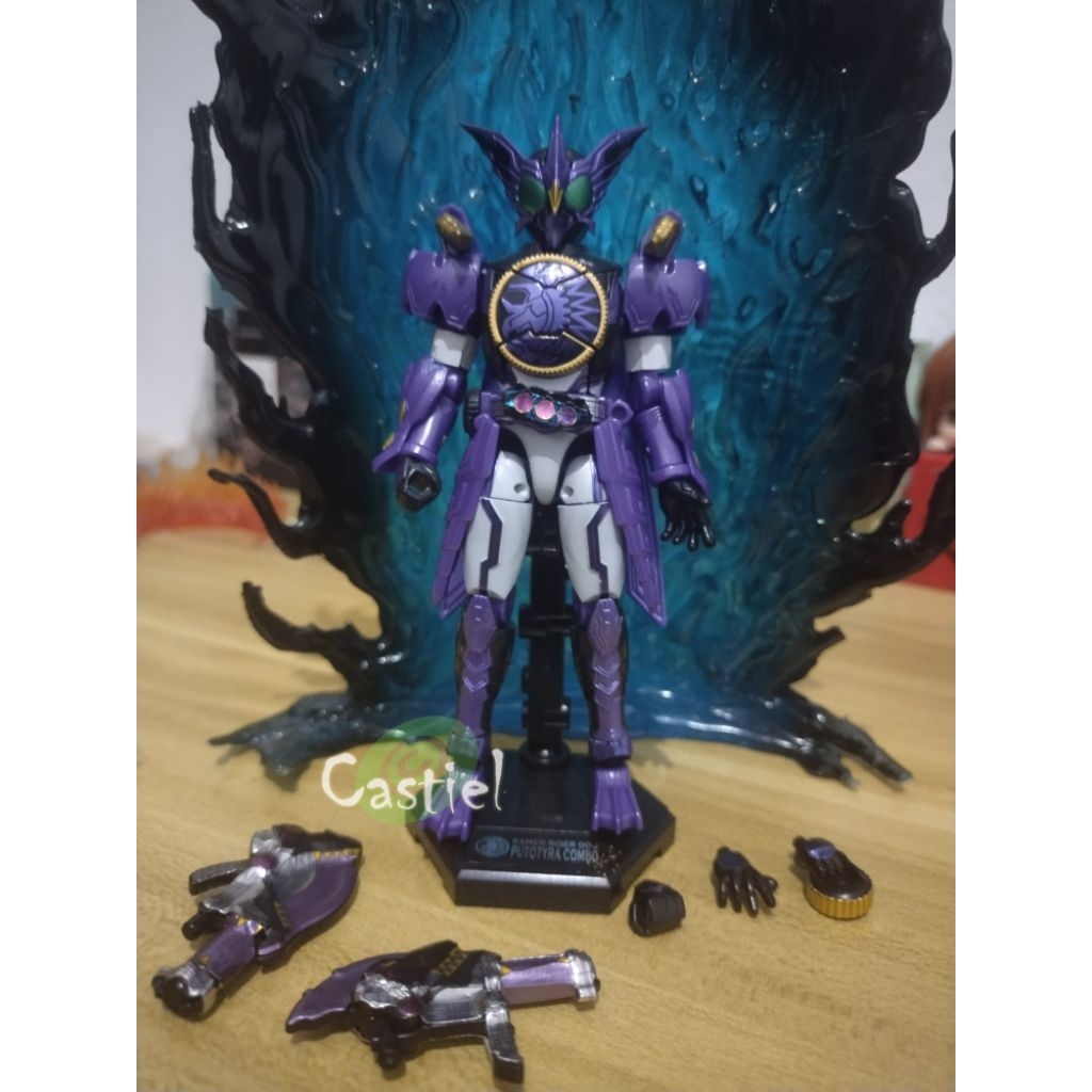 sodo Kamen rider ooo putotyra form