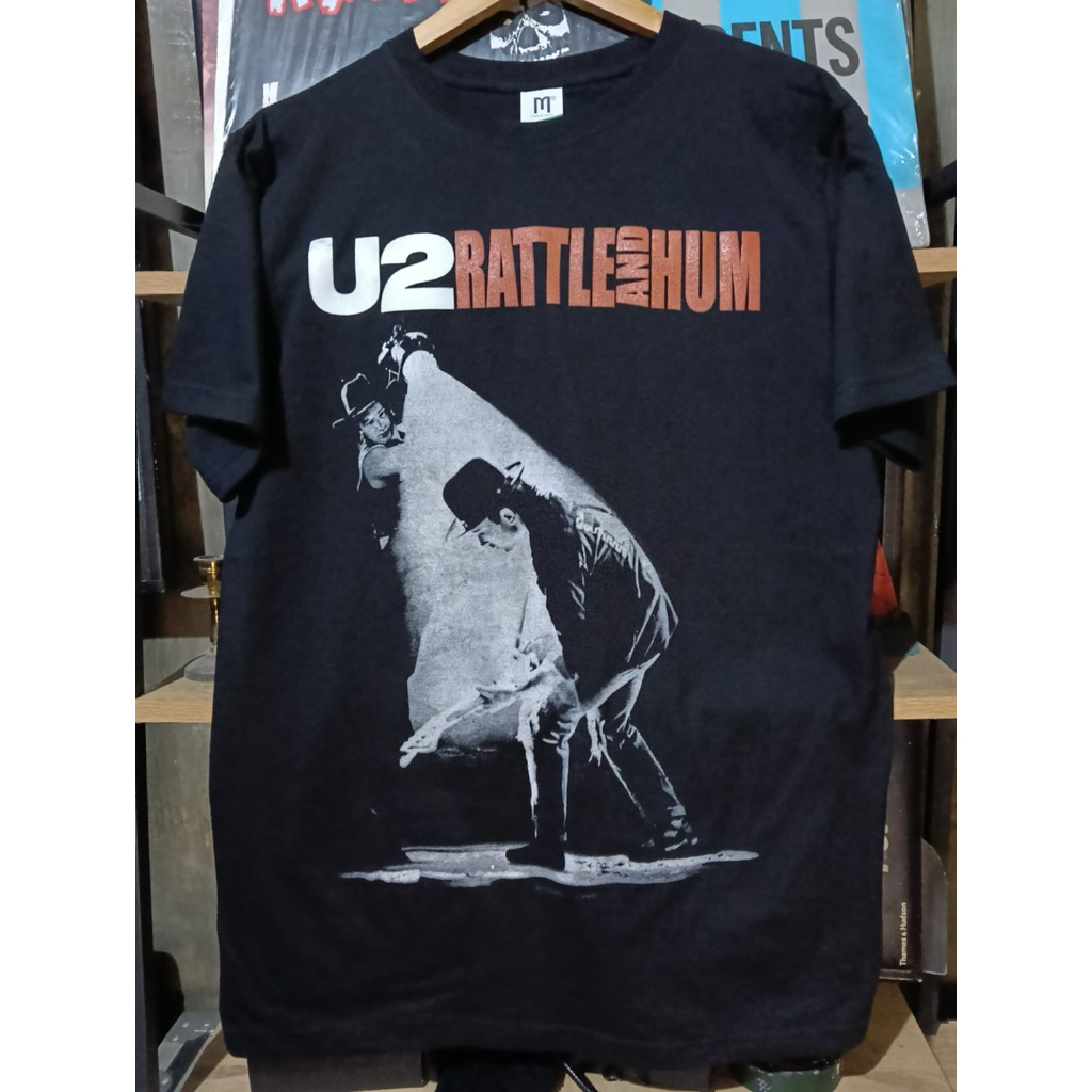 Kaos band U2