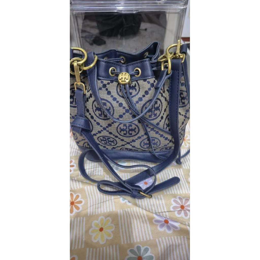 TB Bucket Navy