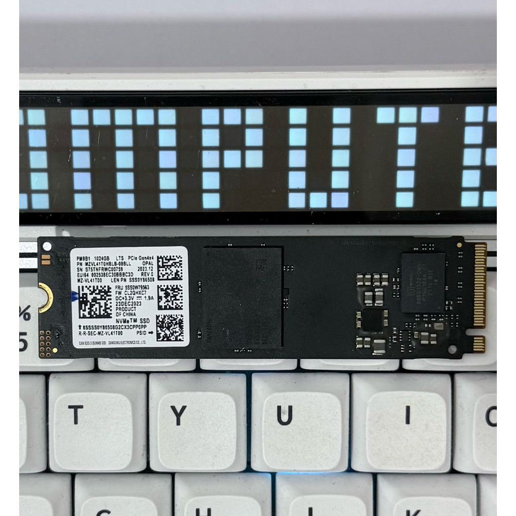 Nvme Samsung 1TB gen.4 Copotan laptop baru