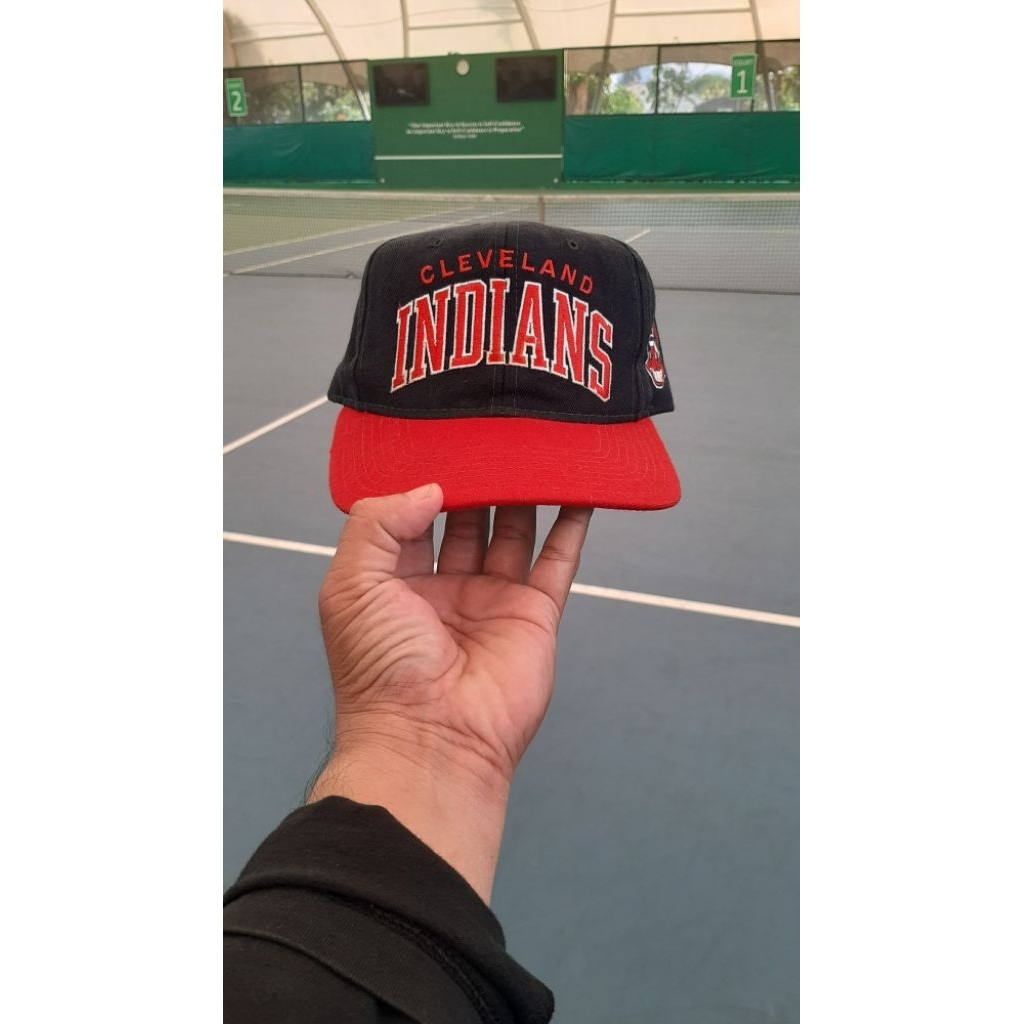 TOPI VINTAGE CLEVELAND INDIANS