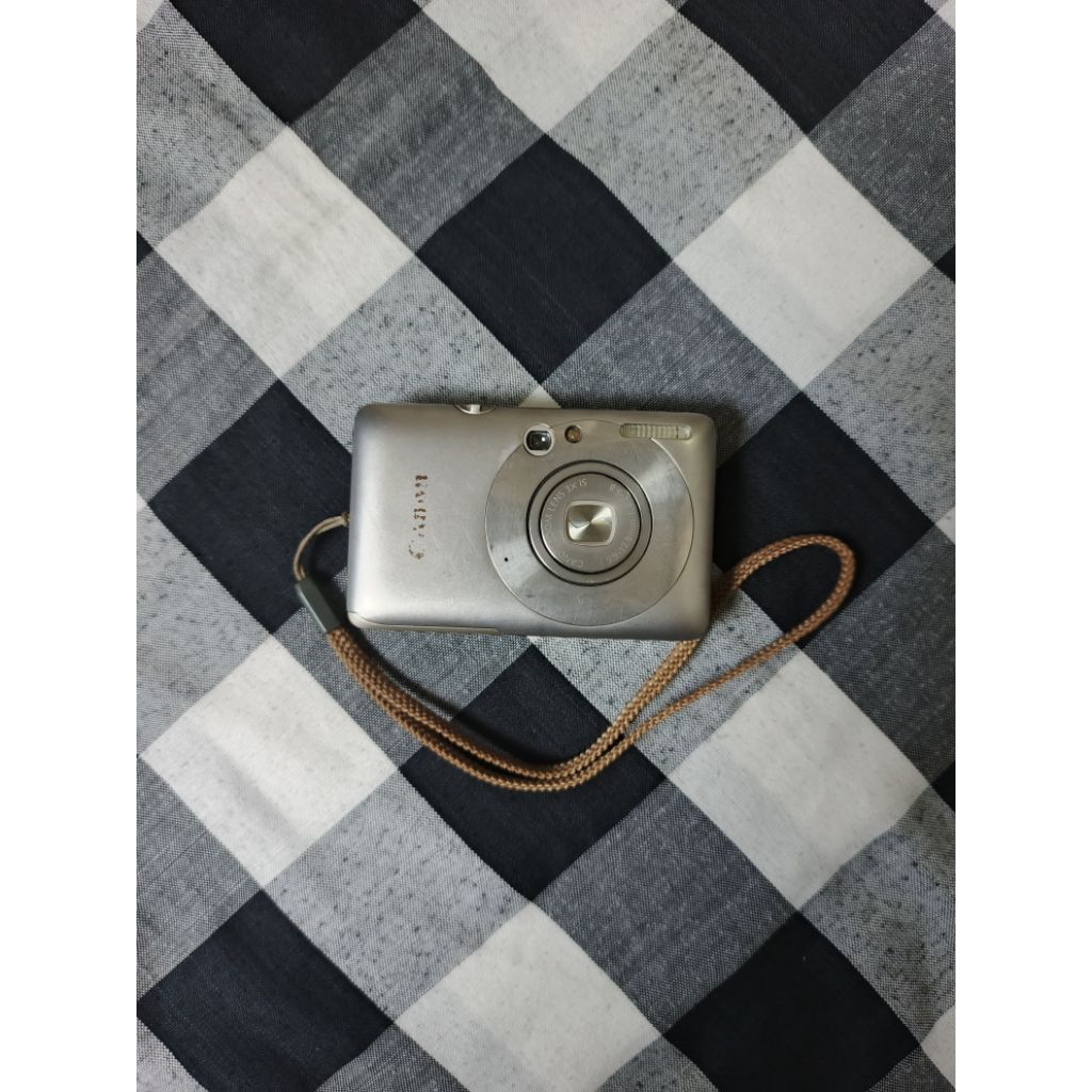 CANON IXUS 100 IS Second
