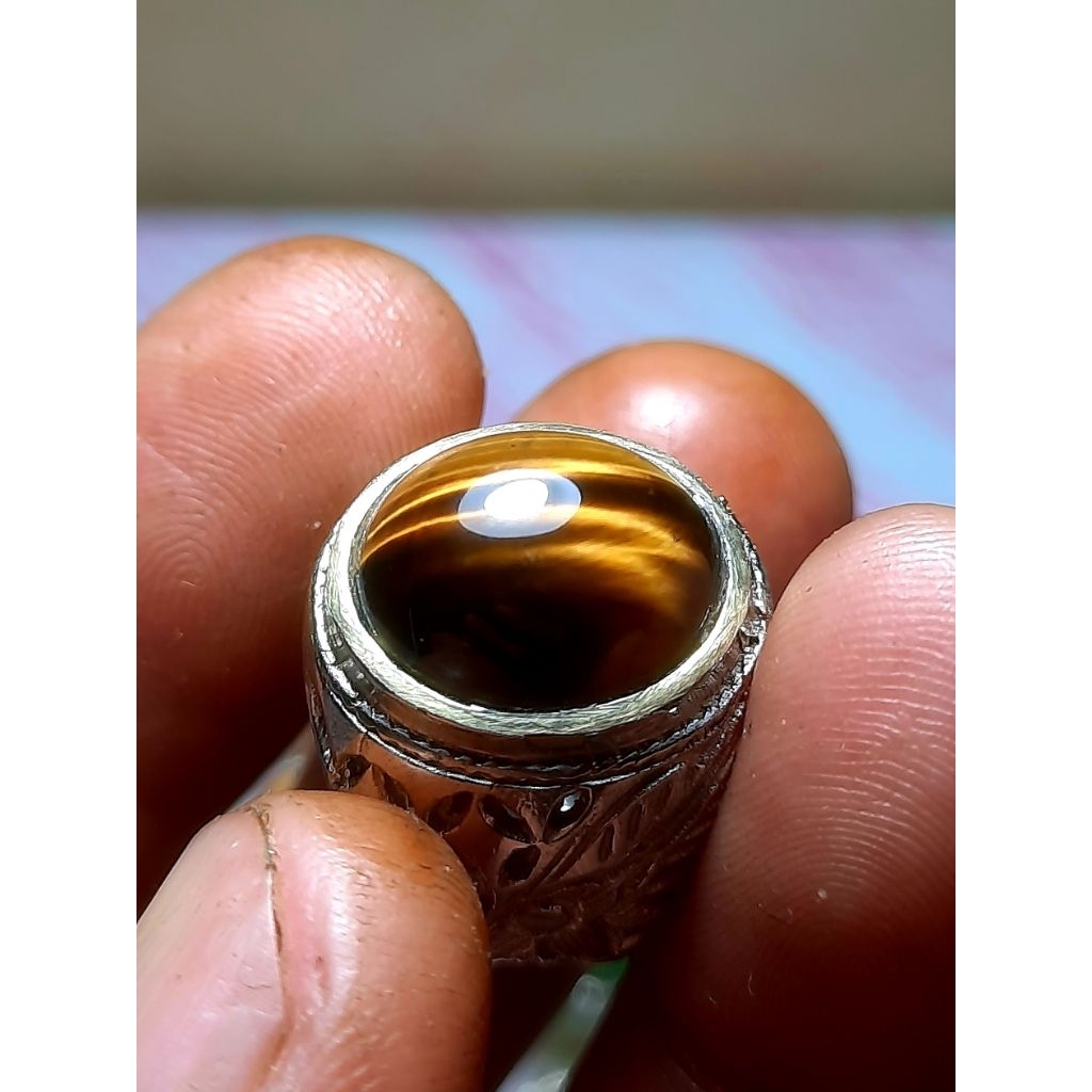 cincin batu tiger eye