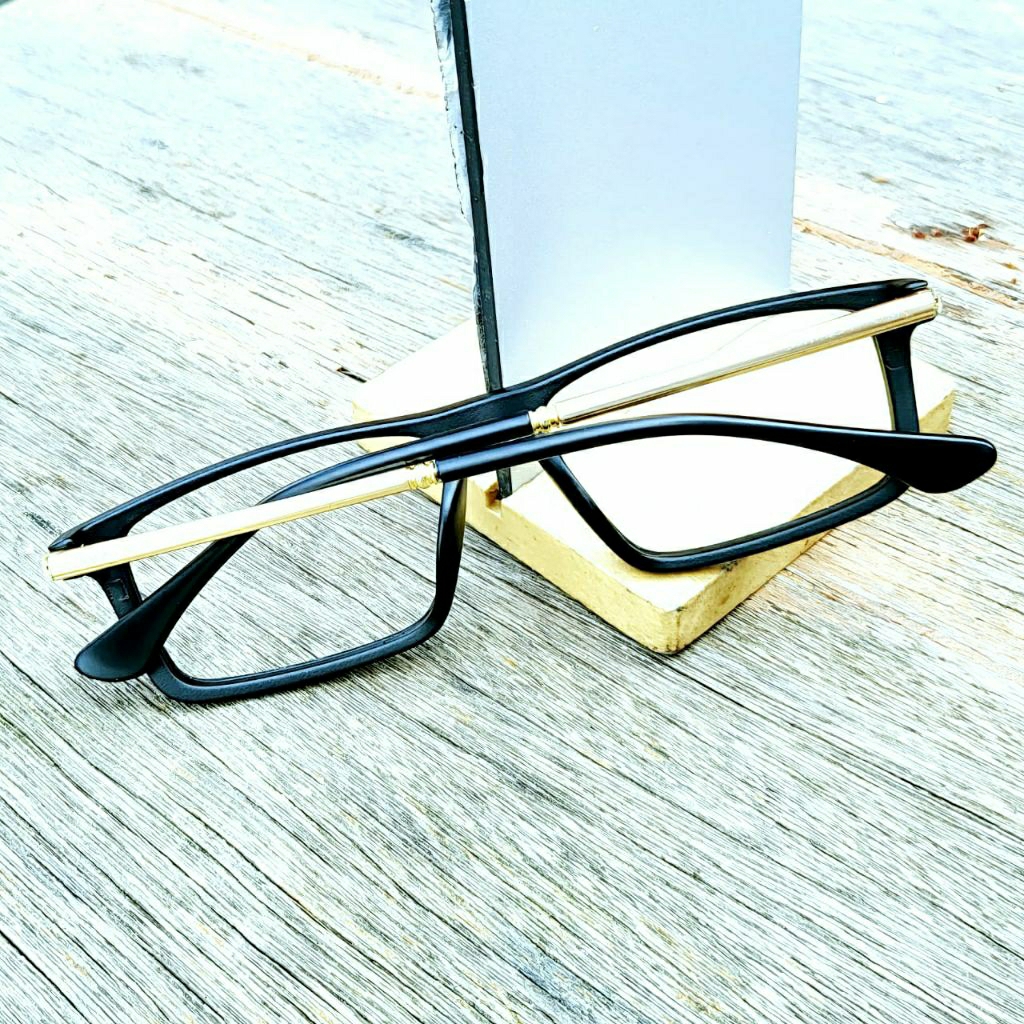 Kacamata Baca & Jalan Frame MO154 Lensa Progresif Anti Radiasi Blueray Photocromic Bluecromic