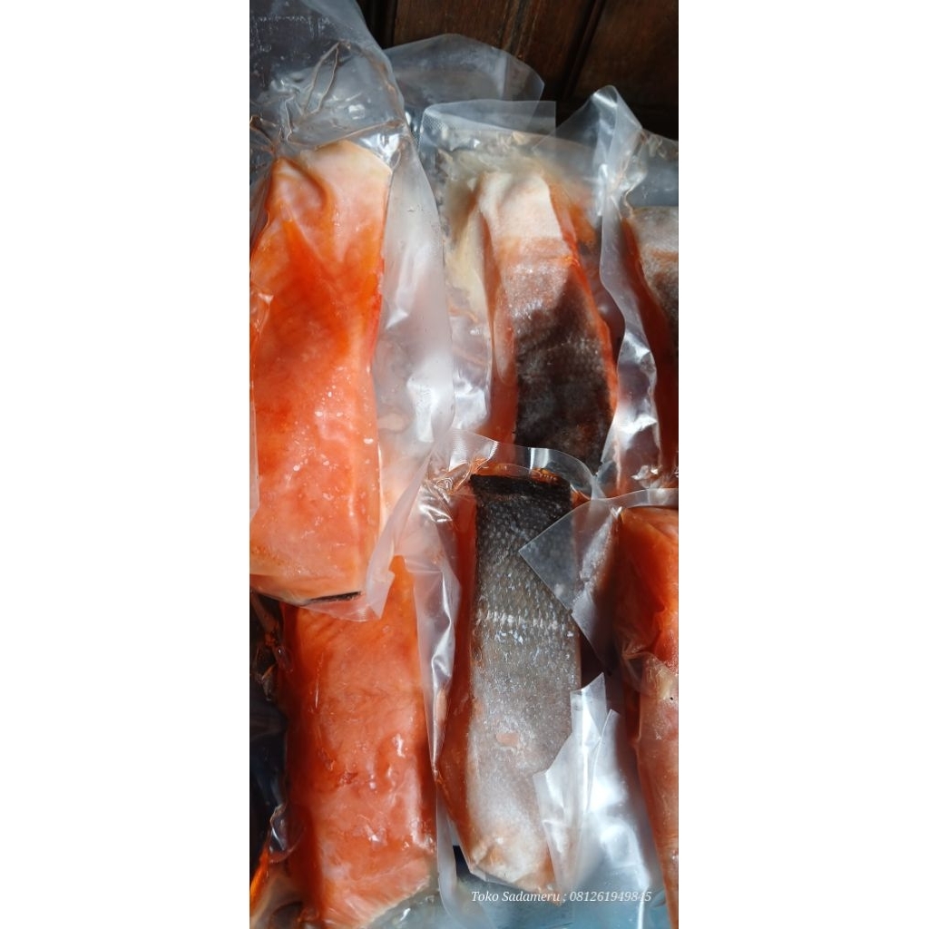 Ikan salmon portion frozen