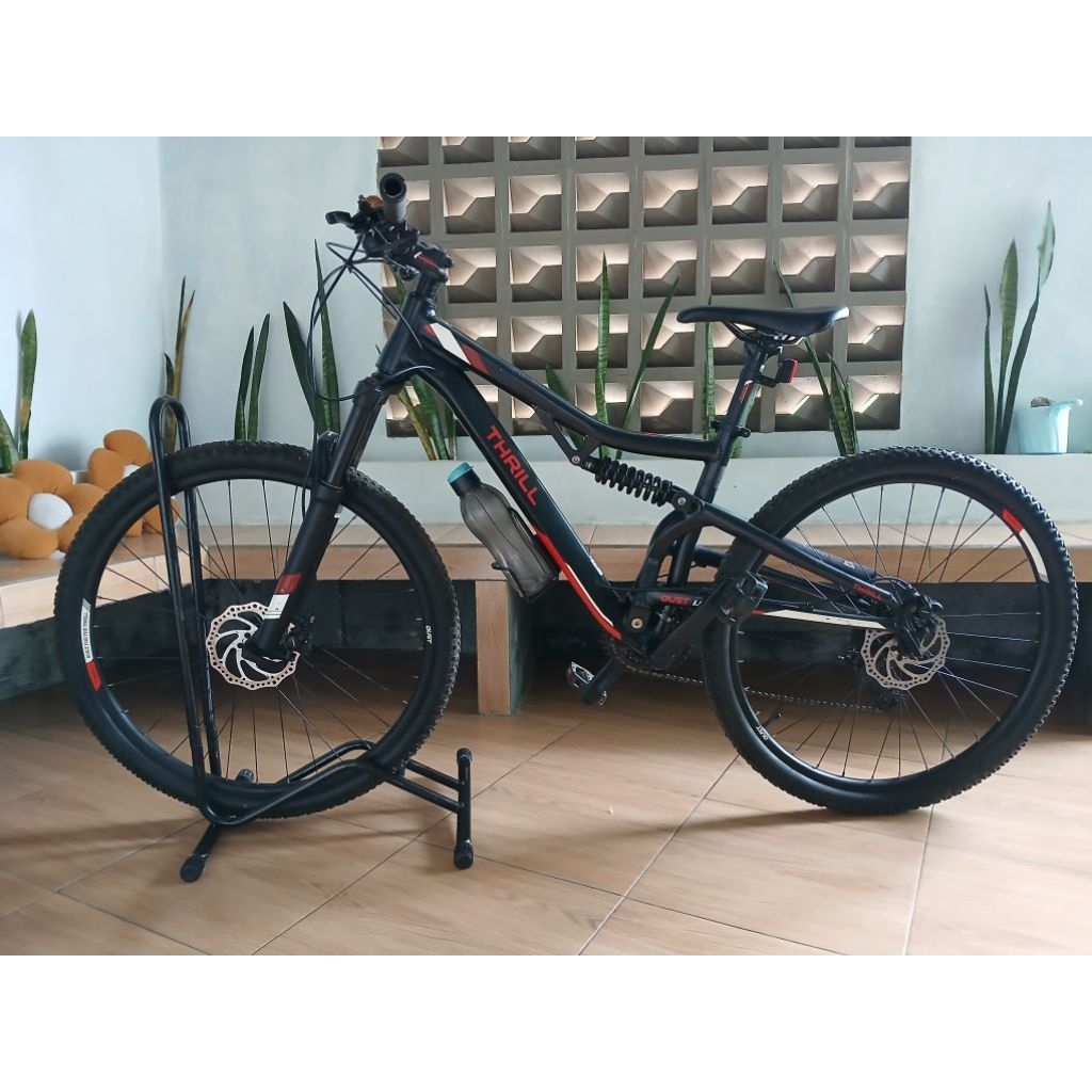 sepeda thrill oust 1.0