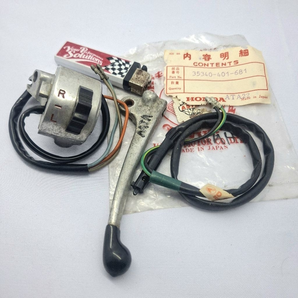 holder saklar kanan HONDA C70 C90 engkel NOS Original