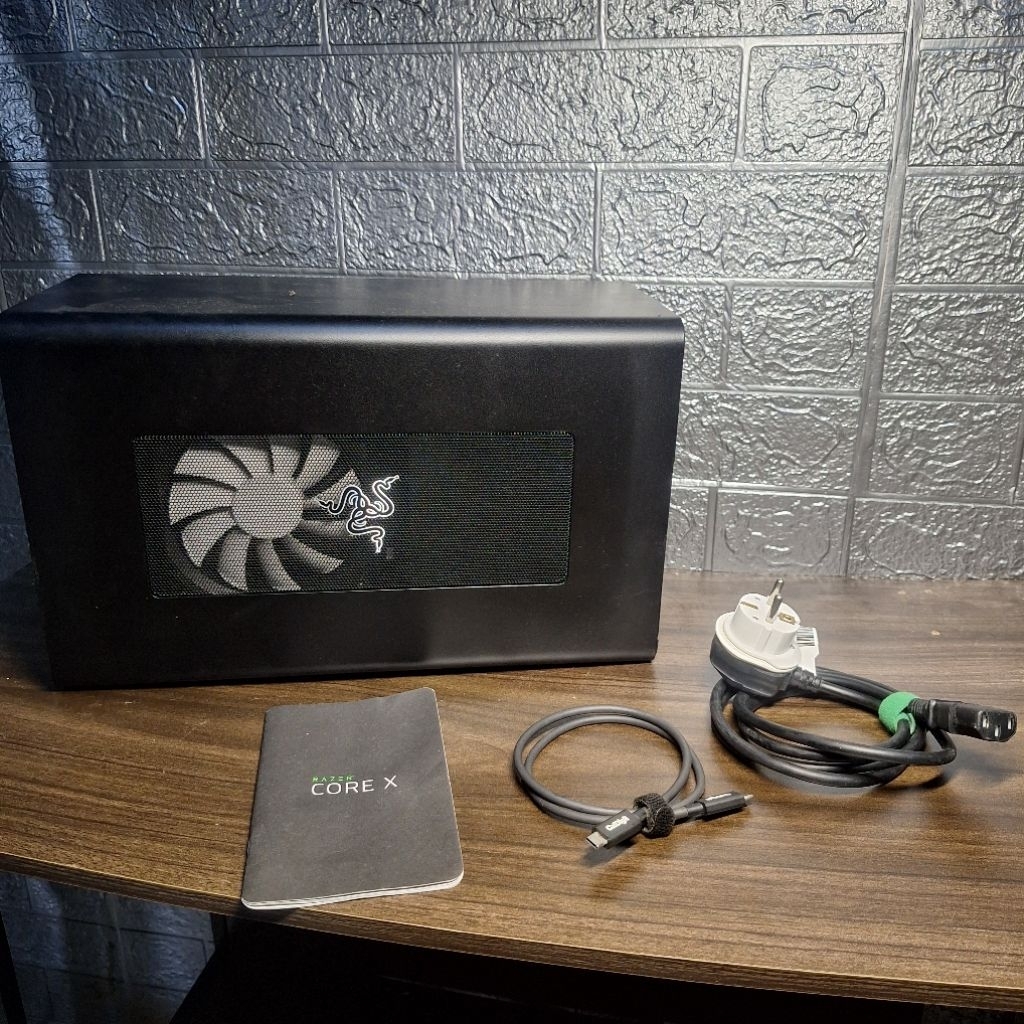 Razer Core X EGPU, VGA External