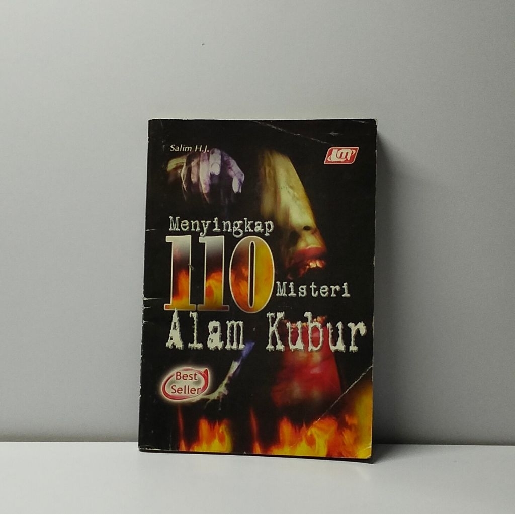 MENYINGKAP 110 MISTERI ALAM KUBUR