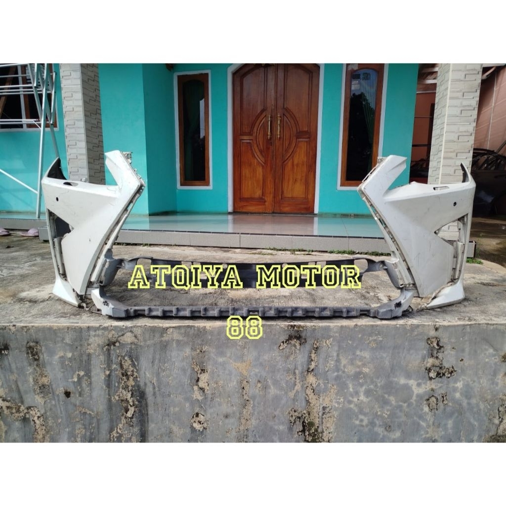 Bemper Bumper Depan Lexus RX 300