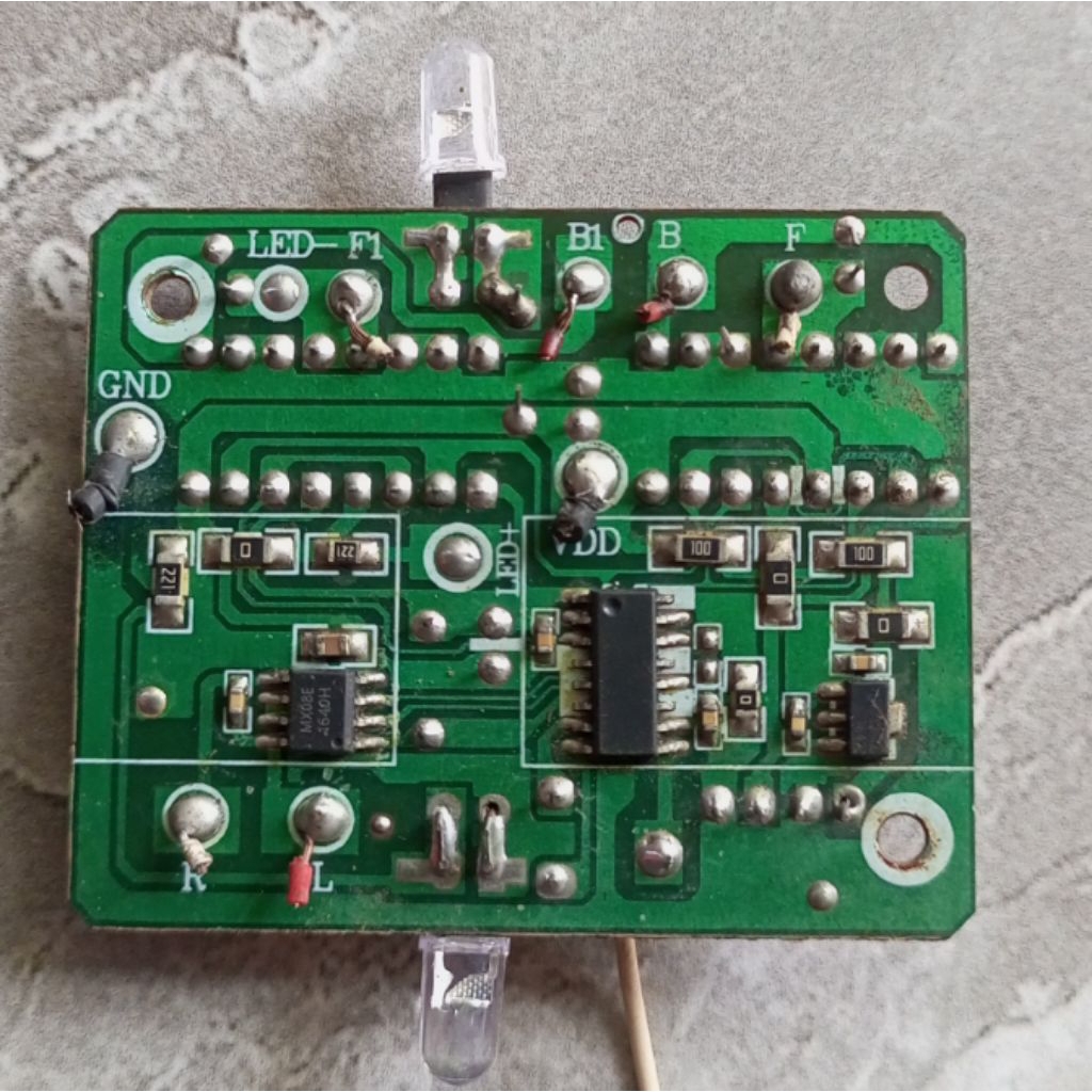PCB RC ofroad rock crawler 4WD Scala 1:10 2,4ghz code QJ-689-335RC3 DC7,2V