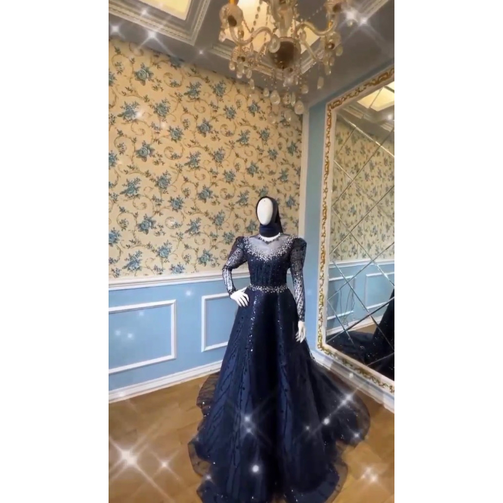 gaun navy