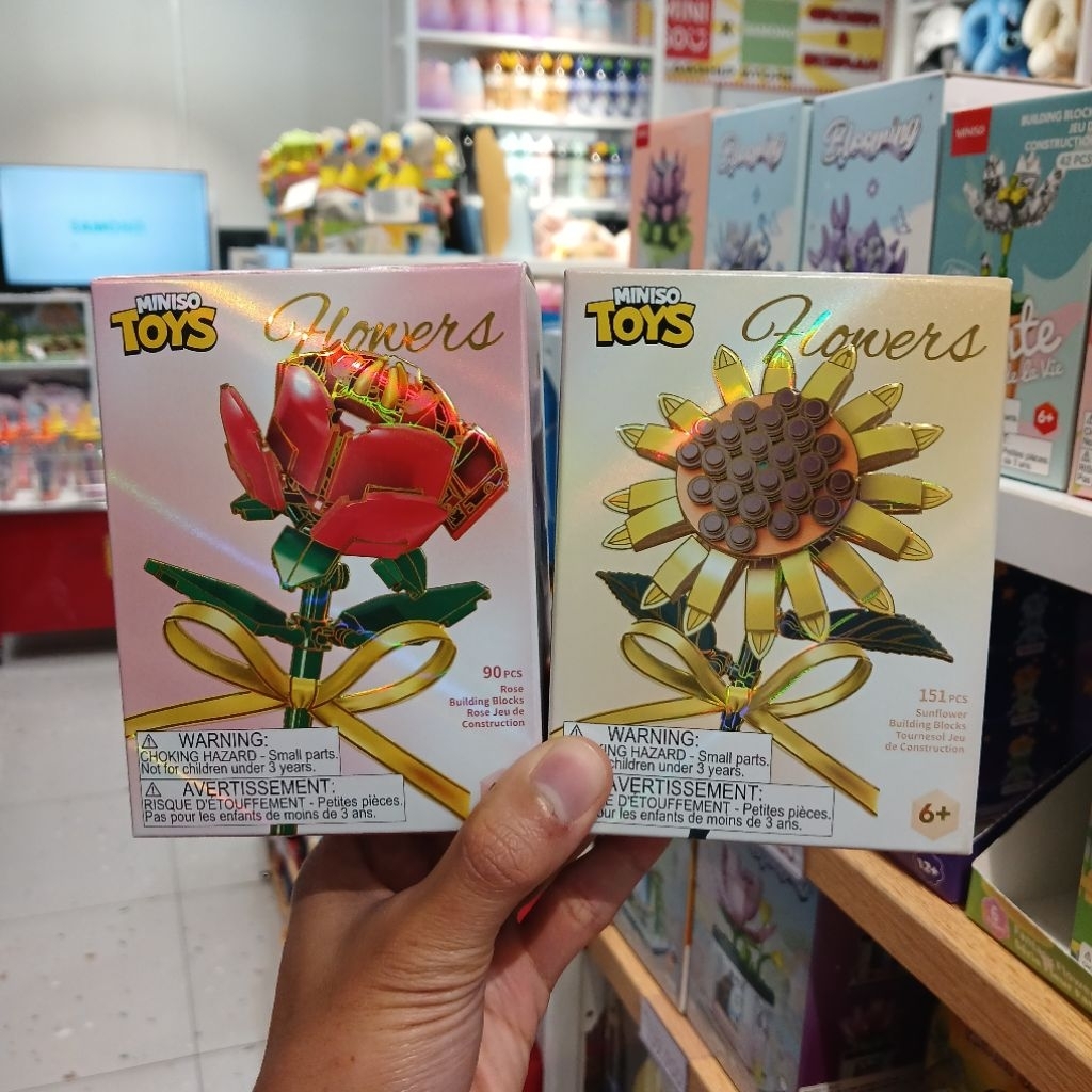 MINISO (Rose, Sunflower) Building Blocks