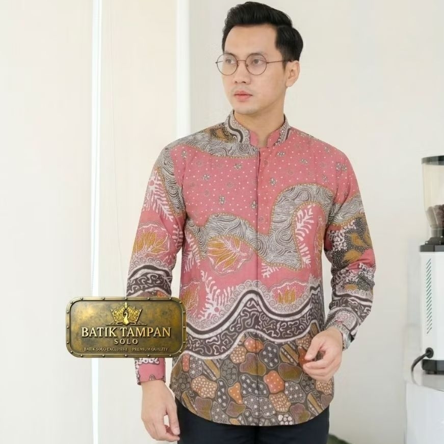 TAMPAN SOLO - KEMEJA BATIK PRIA LENGAN PANJANG KERAH KOKO SHANGHAI MOTIF MARMER DUSTY PINK SLIM FIT 