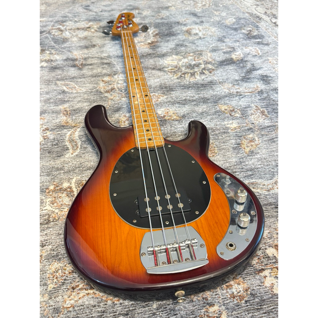 Sterling By Music Man stingray RAY34 • Electric bass