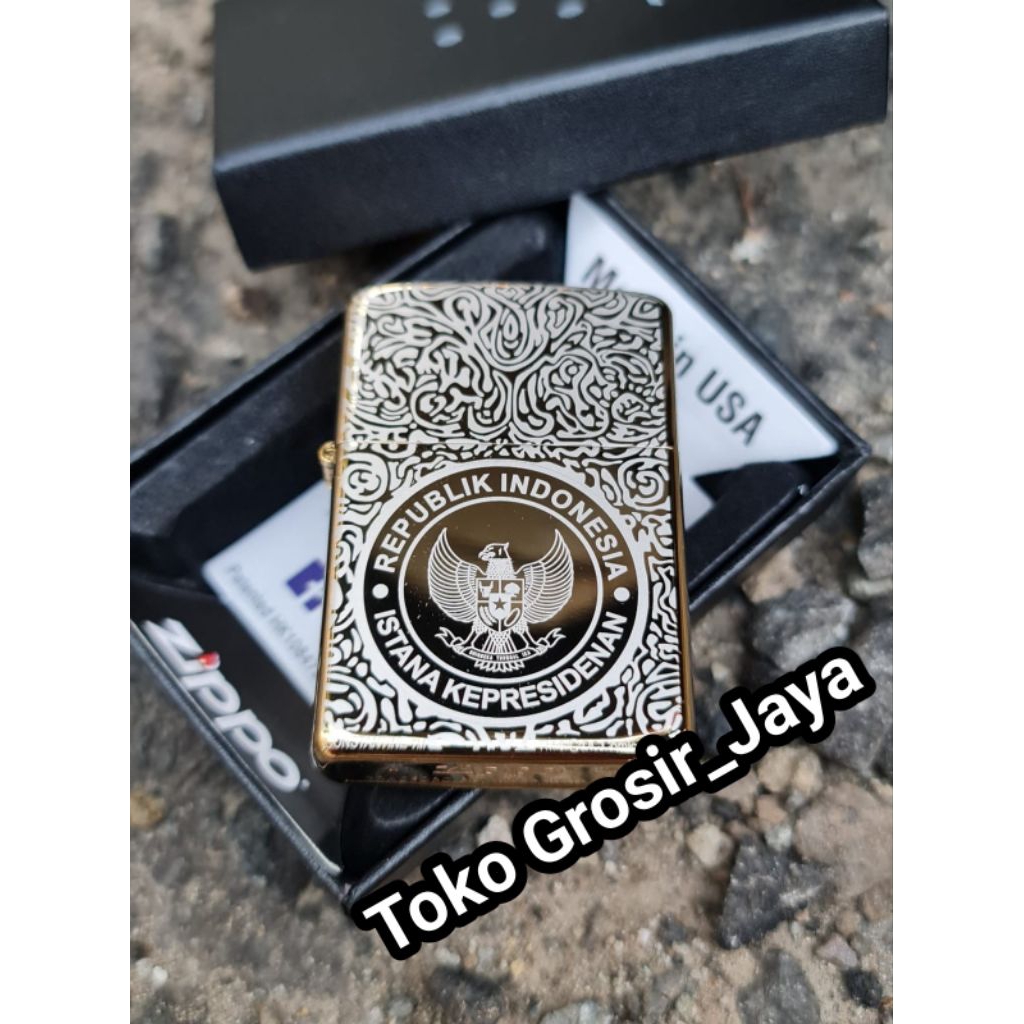 Zippo Korek Api Custom Untuk Istana Presiden Batik