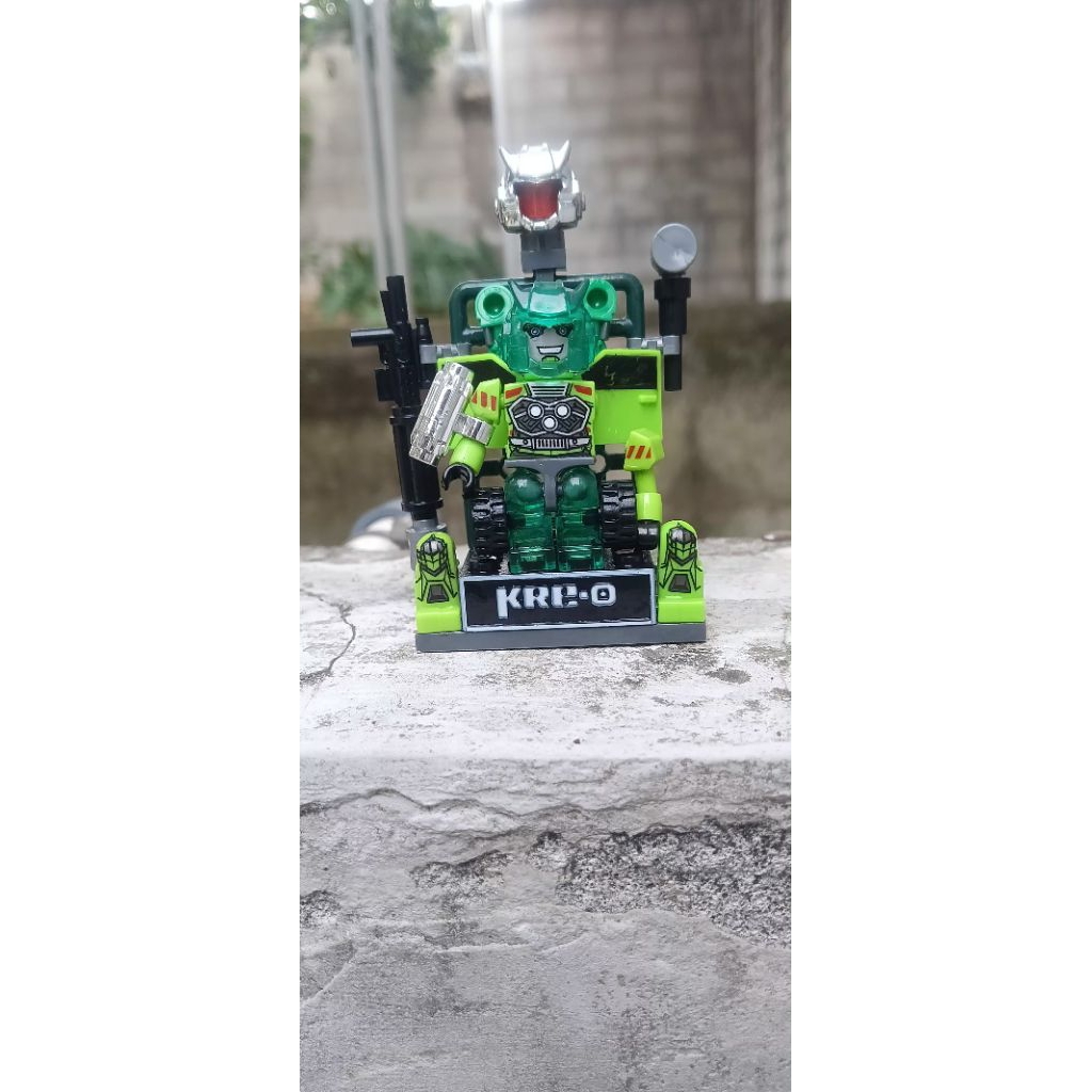 kre o block (seperti Lego) Transformers "rachet" (ORI hasbro full accesories) bisa copot pasang bada