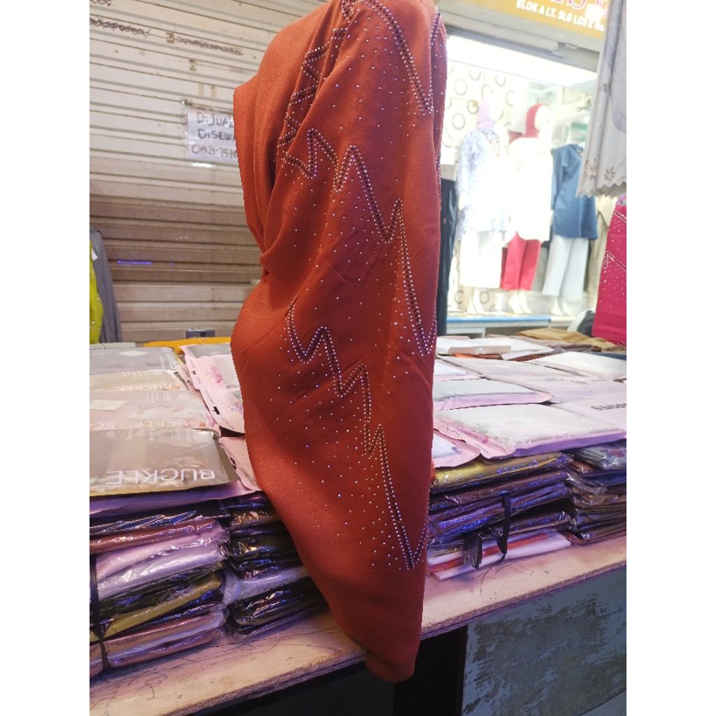 Hijab Payet ansania sinar premiun Quality multi fungsi bisa di buat 2 sisi standar 110X110cm